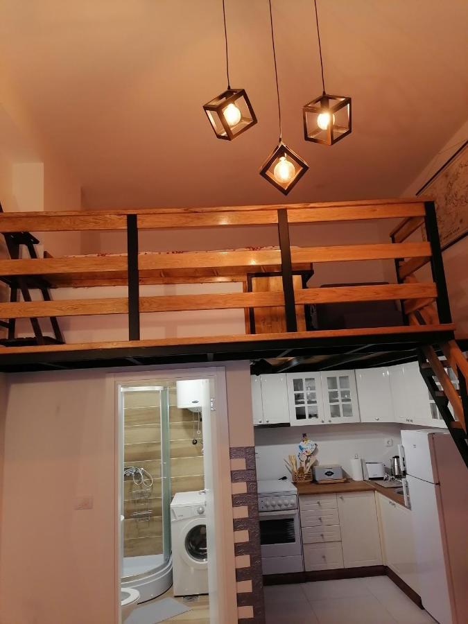 Apartman Stimac ペトロヴァラディン エクステリア 写真